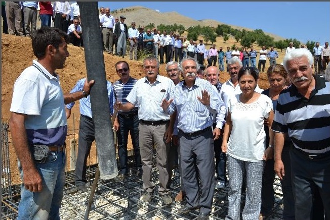 BDP'li belediyenin tahsis ettiği araziye cemevi